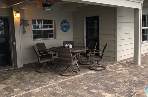 Ellenton House | A pool home with a dock directly on the Manatee River. Breath taking sunsets!