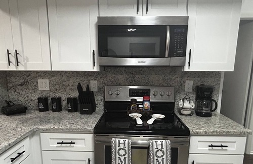 Spring Hill Apartment | A property with the best places to visit