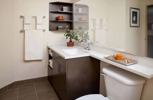 Ashley Oaks Hotel | A quick drive from McGhee Tyson Airport! Private Full Kitchen! Pets Allowed!