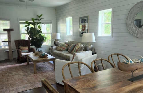 Athens Bed & Breakfast | A rare find - just one mile from UGA campus and downtown Athens!