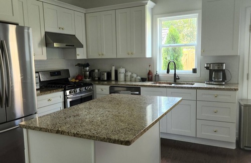 Athens Bed & Breakfast | A rare find - just one mile from UGA campus and downtown Athens!