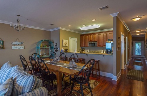 Carrabelle Condo | A-ROO-BA is a beautiful condo with everything you will need!