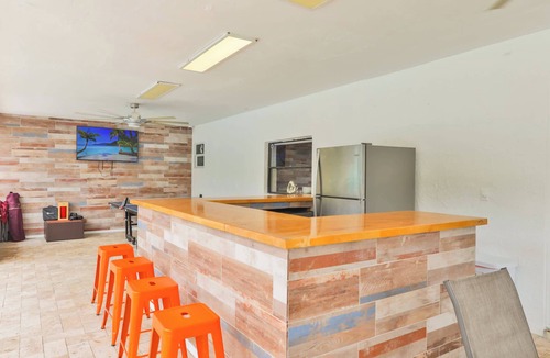 Hallandale Beach House | A star is born villa