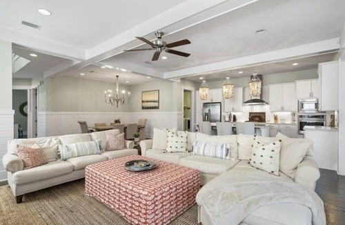 Santa Rosa Beach House | A Wave from it All | Sleeps 15 | Golf Cart & Bikes Included ⭐