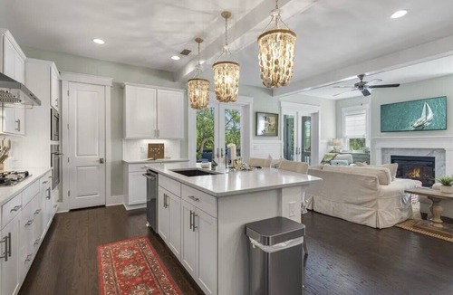 Santa Rosa Beach House | A Wave from it All | Sleeps 15 | Golf Cart & Bikes Included ⭐
