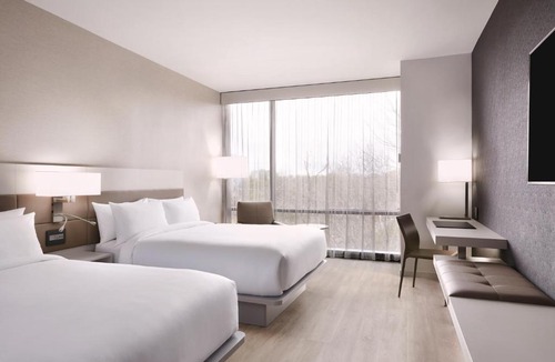 Barclay Downs Hotel | AC Hotel by Marriott Charlotte SouthPark