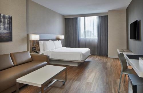 Aventura Hotel | AC Hotel by Marriott Miami Aventura