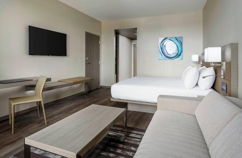 Spartanburg Hotel | AC Hotel by Marriott Spartanburg