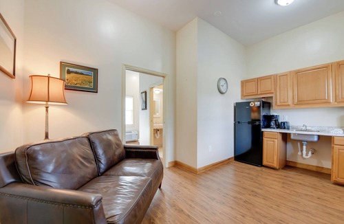 Waynesville Apartment | Accessible Waynesville Studio Near Blue Ridge Pkwy