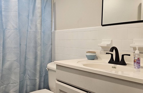 Baldwin Park Apartment | Adorable 1 Bedroom in the perfect location!