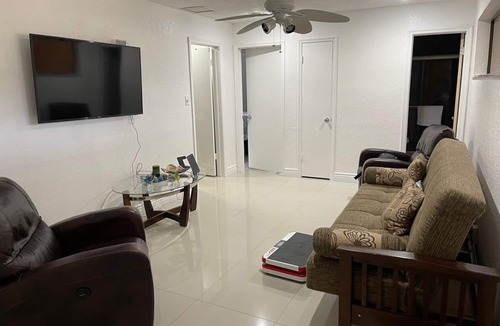 Coral Springs House | Adorable 2/1 with pool in Coral Springs