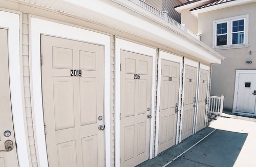 Avalon Condo | Adorable Beach Retreat Nestled in the Heart of Avalon!