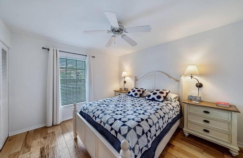 Gleneagles Apartment | Adorable Condo in Naples