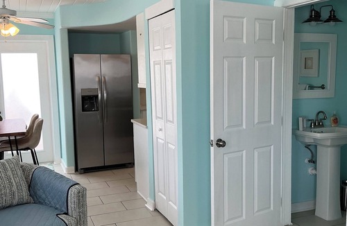 Redington Shores House | Adorable cottage steps to the beach!
