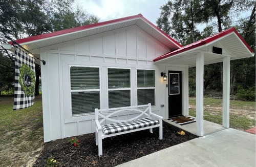 Dunnellon Cottage | Adorable Cottage Next To Rainbow River & Blue Run!