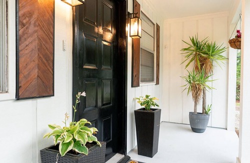 Savannah House | Adorable & Quiet -Under 15 min to Downtown & Beach