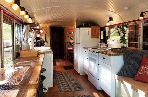 Clyde Cottage | Adventure lodging in the Blue Ridge