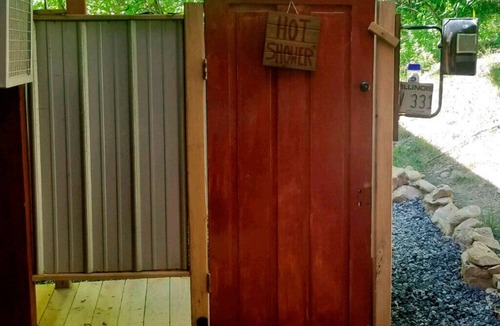 Clyde Cottage | Adventure lodging in the Blue Ridge