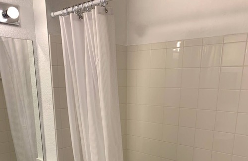 Downtown Condo | Affordable paradise - walking distance to downtown Sarasota!