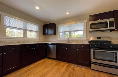 Dennisville House | AFFORDABLE Farmhouse in Cape May County, NJ PRIVATE 3 Acres & Close to Beaches.