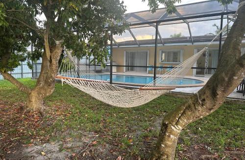 West Perrine House | Airbnb rental