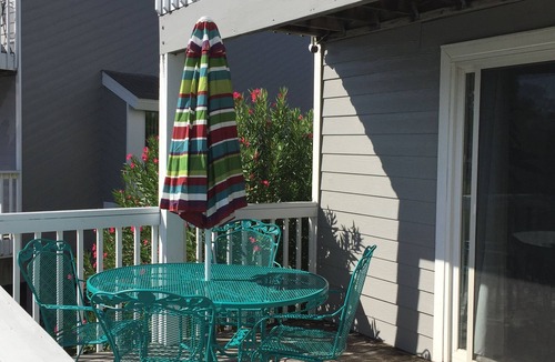 Port St. Joe House | ALL INCLUSIVE = FREE use of SUPaddle Board, 2 Kayaks, 4 Bikes