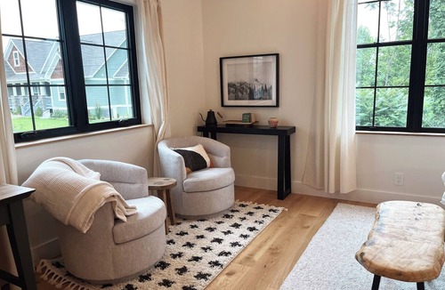 Hendersonville House | Allora