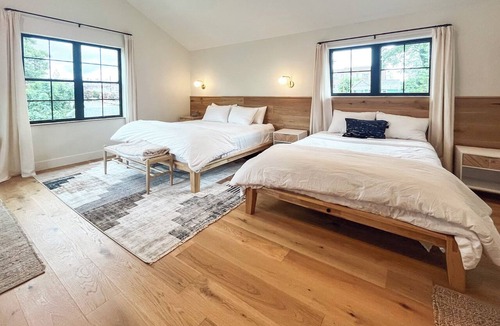 Hendersonville House | Allora