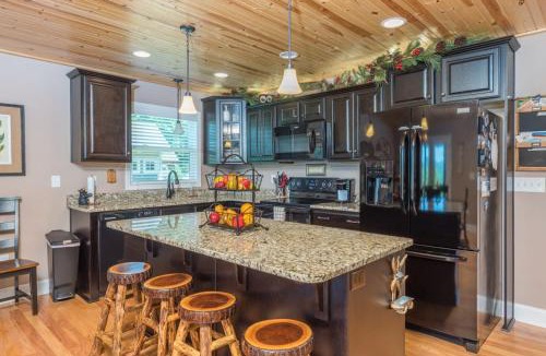Black Mountain House | Almost Bearadise