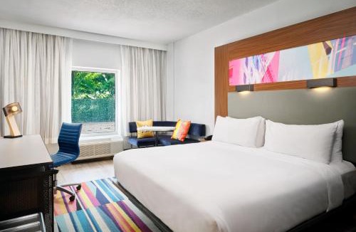 Ludlam Hotel | Aloft Miami Dadeland