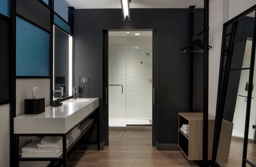 Lake Nona Hotel | Aloft Orlando Lake Nona
