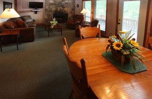 Helen Resort | Alpine Helen Georgia, beautiful resort on the Chattahoochee River, 2 bedroom