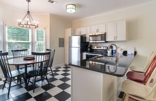 Helen Condo | Alpine River Suite #502| 1 BR| Helen| on River