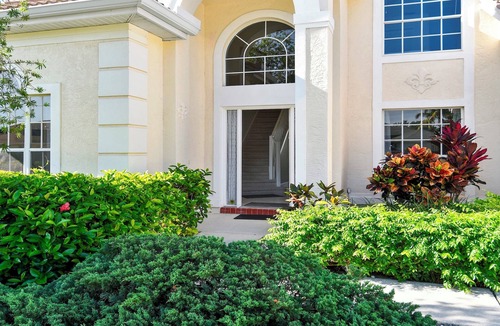 Crown Pointe Villa | Altaira - Top Location, Lake View, Pool, Spa,4 Bed