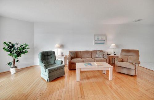 Treasure Island House | Amadeus 7