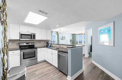 Crescent Beach Condo | Amazing 18th Floor Beachfront Corner Unit! Stunning 2 Balconies! BayWatch Resort