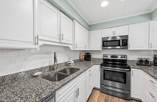 Seabrook Island House | Amazing 3 BR/2BA Cottage, No amenity access