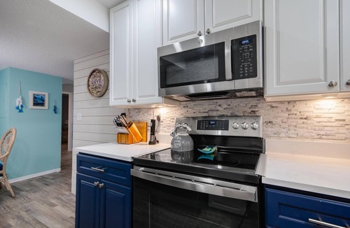 Punta Gorda Condo | Amazing canal views!