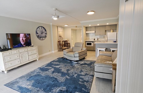 Vanderbilt Beach Apartment | Amazing Condo Efficiency with Gulf View