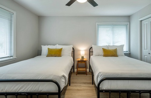 Smyrna House | Amazing Location Just 10 Minutes To Truist Park