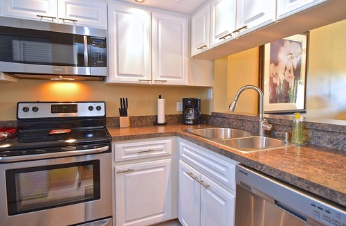 Plantation Condo | Amazing View - On Golf Course - Top Floor - Near Beaches, Shopping & Restaurants