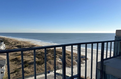 Brigantine Condo | Amazing Views From PENTHOUSE Unit at Brigantine Beach Inn!