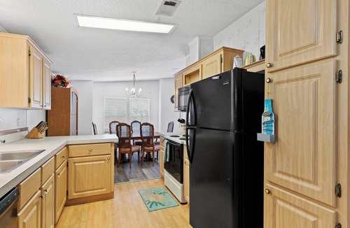 Weeki Wachee Gardens House | Amazing Waterfront House, Weeki Wachee - Use of Kayaks