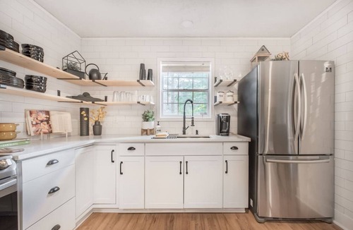 Jonesboro House | Amber Leaf Two · Eight 11 Homes Stylish & Spacious Home Near ATL