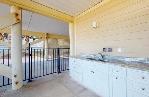 Plantation House | Amelia-Beachfront-Private Pool-Pet Friendly-Game Room