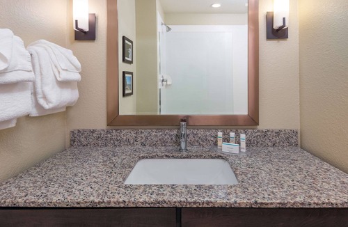 Fruitville Hotel | Ameniti Bay, BW Signature Collection