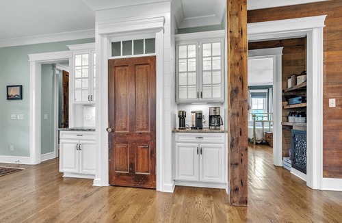 Woodbury Cottage | An Upscale 1800's Reset Retreat on Private Acreage with Breathtaking Views