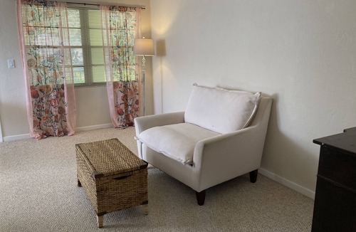 Historic Uptown Apartment | An Uptown Downtown Getaway