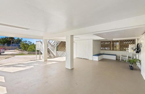 Cedar Key House | Anchor Hole In Cedar Key