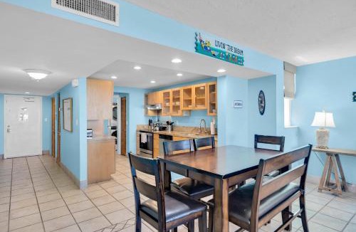 Meadows House | Andros - Spacious 2x2 Waterfront Condo